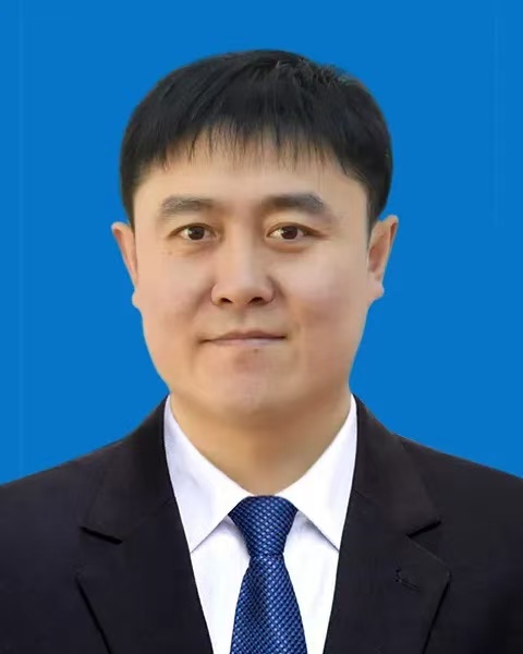 王余強